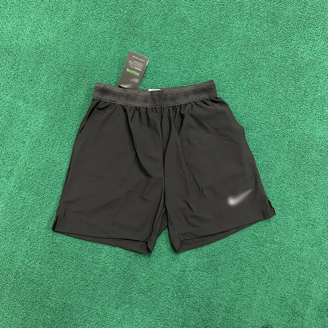 Nike Shorts Running with Elastic Mesh Waistband product detail image 7