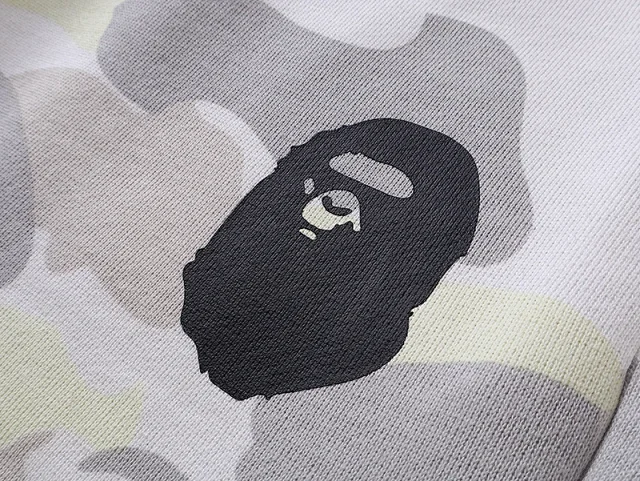 A BATHING APE T-Shirts Logo Graphic product detail image 19