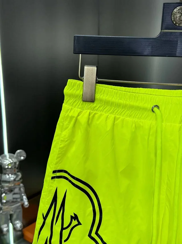 Moncler Swimwear Logo-print drawstring swim shorts product detail image 24