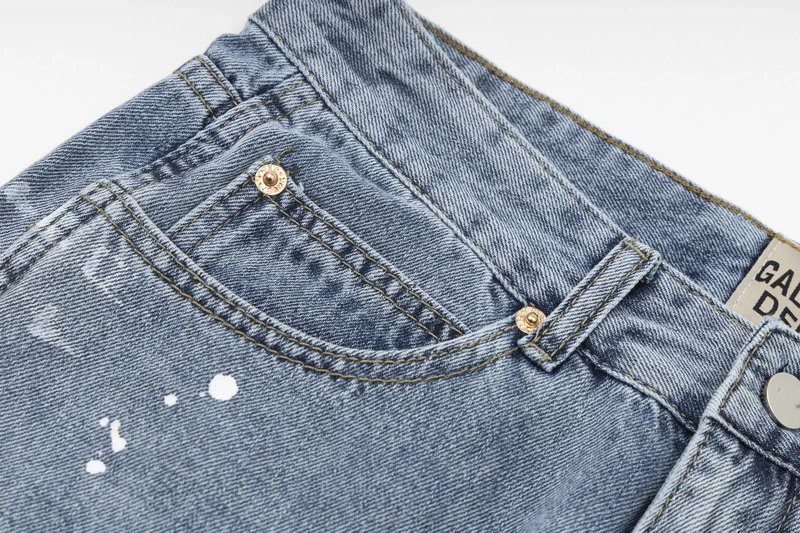 Off-White Paint Splatter Denim Shorts White - 18
