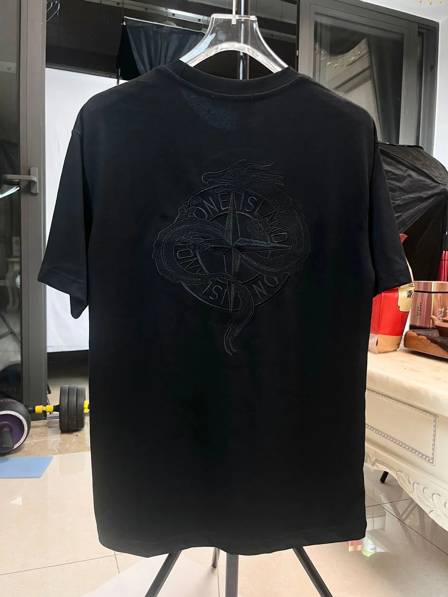 Givenchy 4G Slash Logo Black T-Shirt - 21