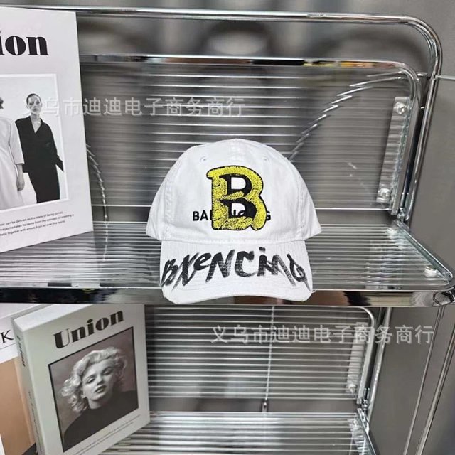Balenciaga Cap: seller detail photo 7