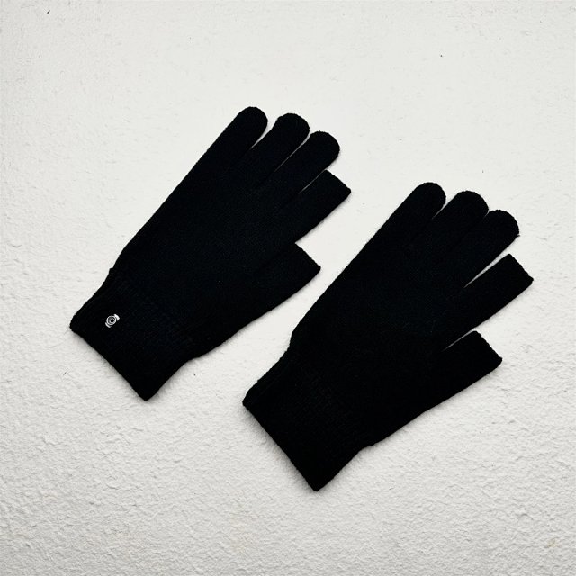 Rick Owens Gloves: seller detail photo 4