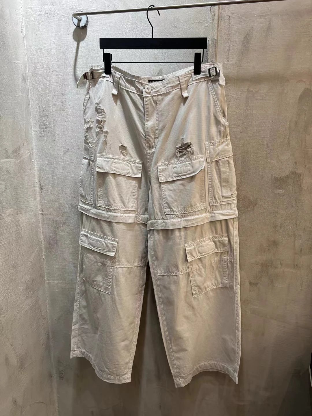 Balenciaga Baggy Distressed Cargo (Khaki)