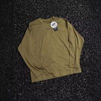 Oakley longsleeve — seller photo 3
