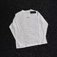 Oakley longsleeve — seller photo 4