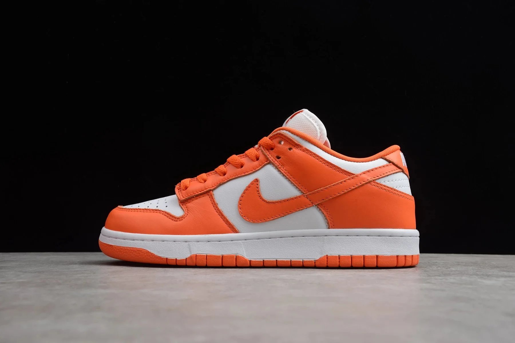 CU1726-101 White Orange