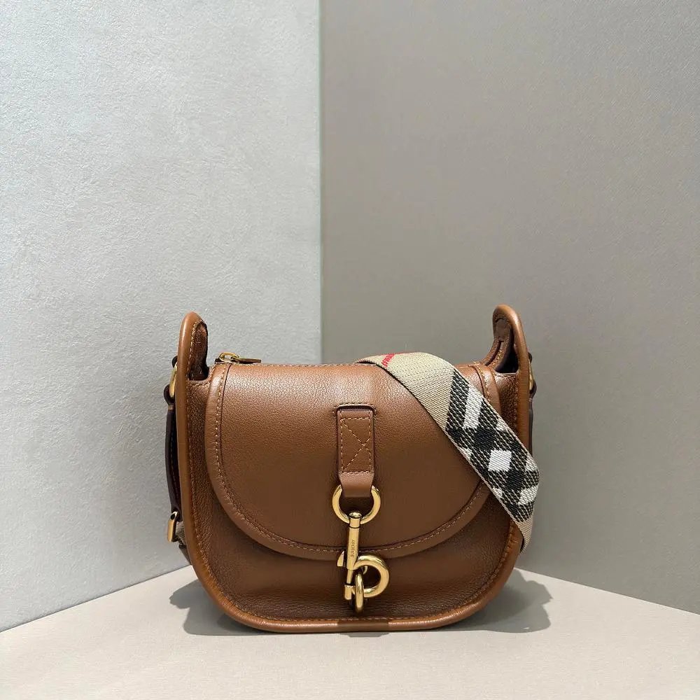 Burberry Bag — W2CFinds curated find