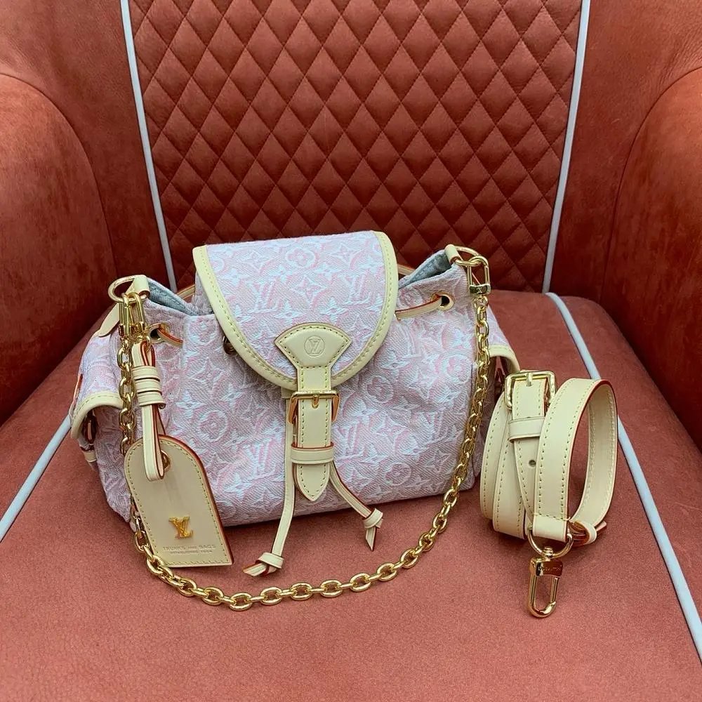 Louis Vuitton bag — W2CFinds curated find