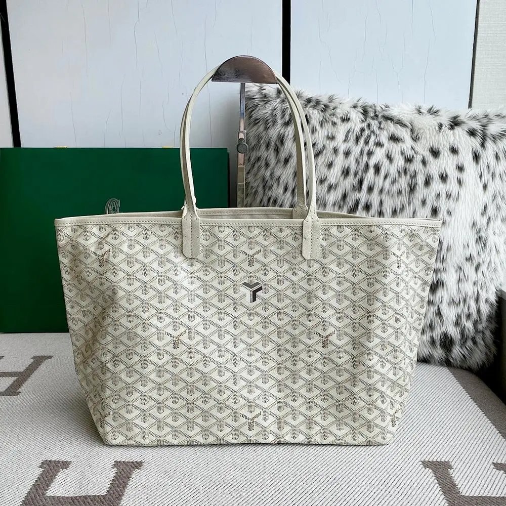 Goyard bag — W2CFinds curated find