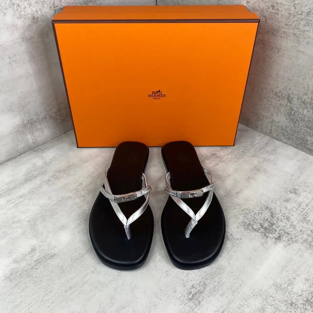 Hermès slippers — W2CFinds curated find
