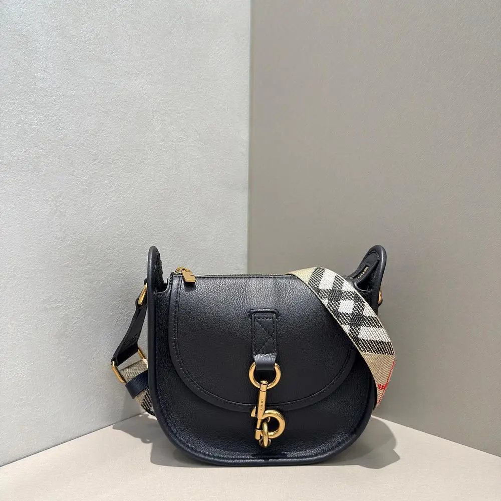 Burberry Bag — W2CFinds curated find