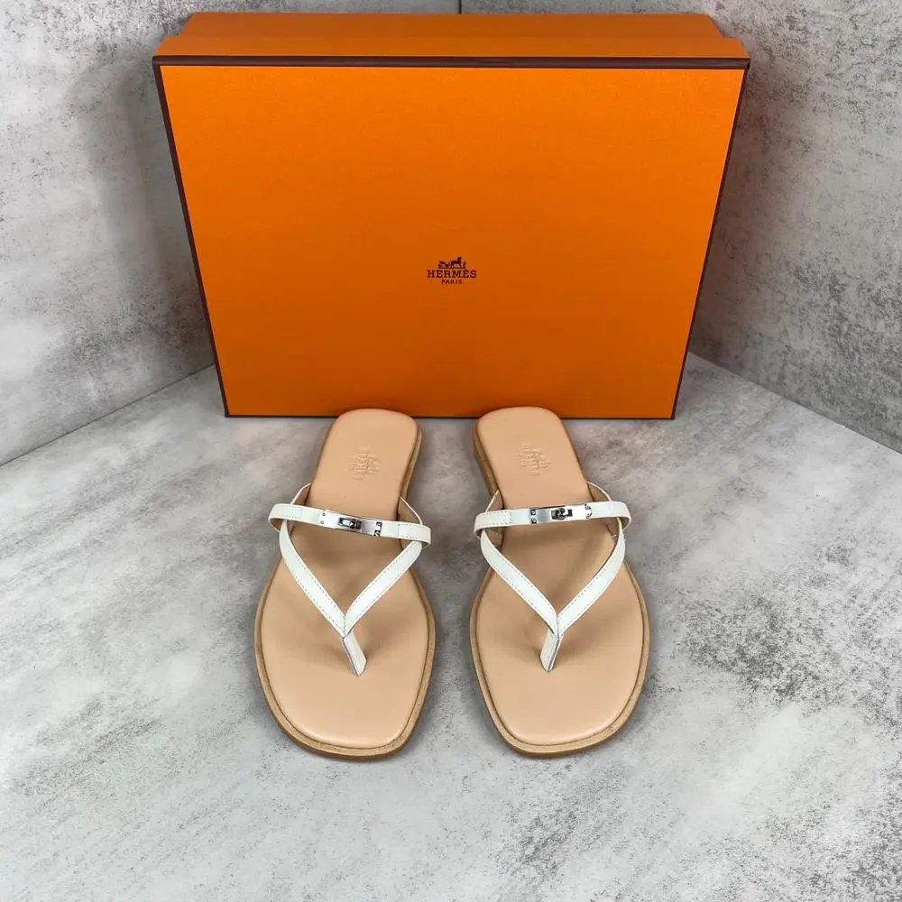 Hermès slippers — W2CFinds curated find