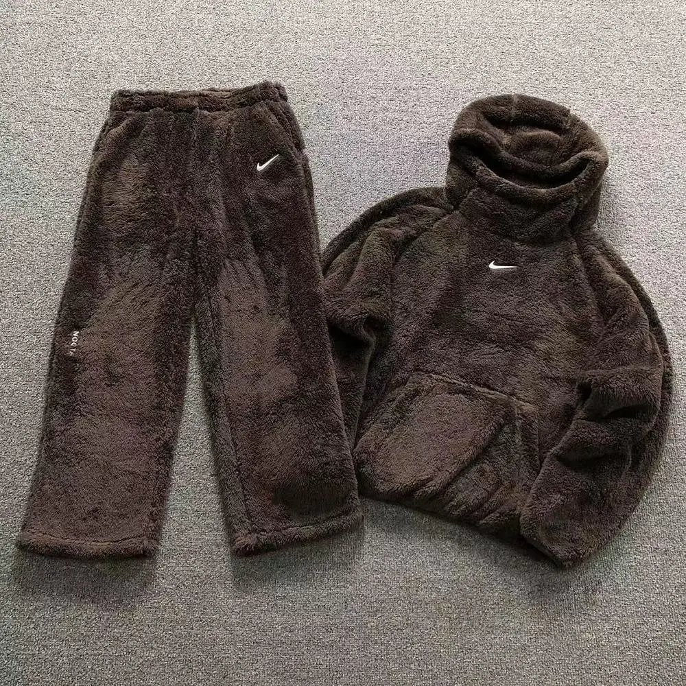 Nike fleece hoodie and trousers set
