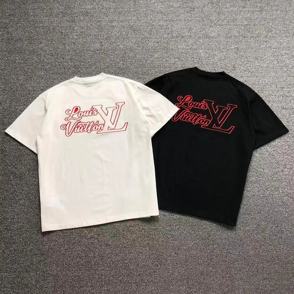 Louis Vuitton Tee — W2CFinds curated find