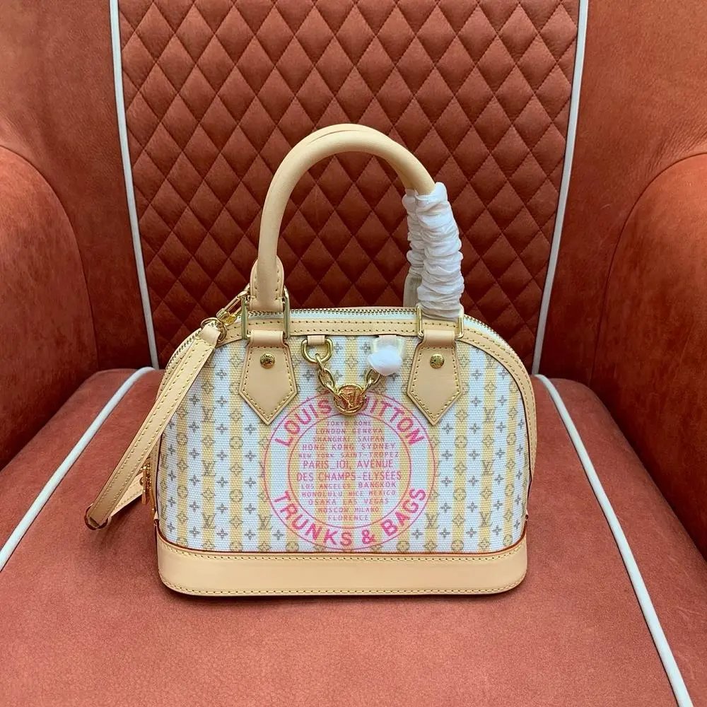 Louis Vuitton Bag — W2CFinds curated find