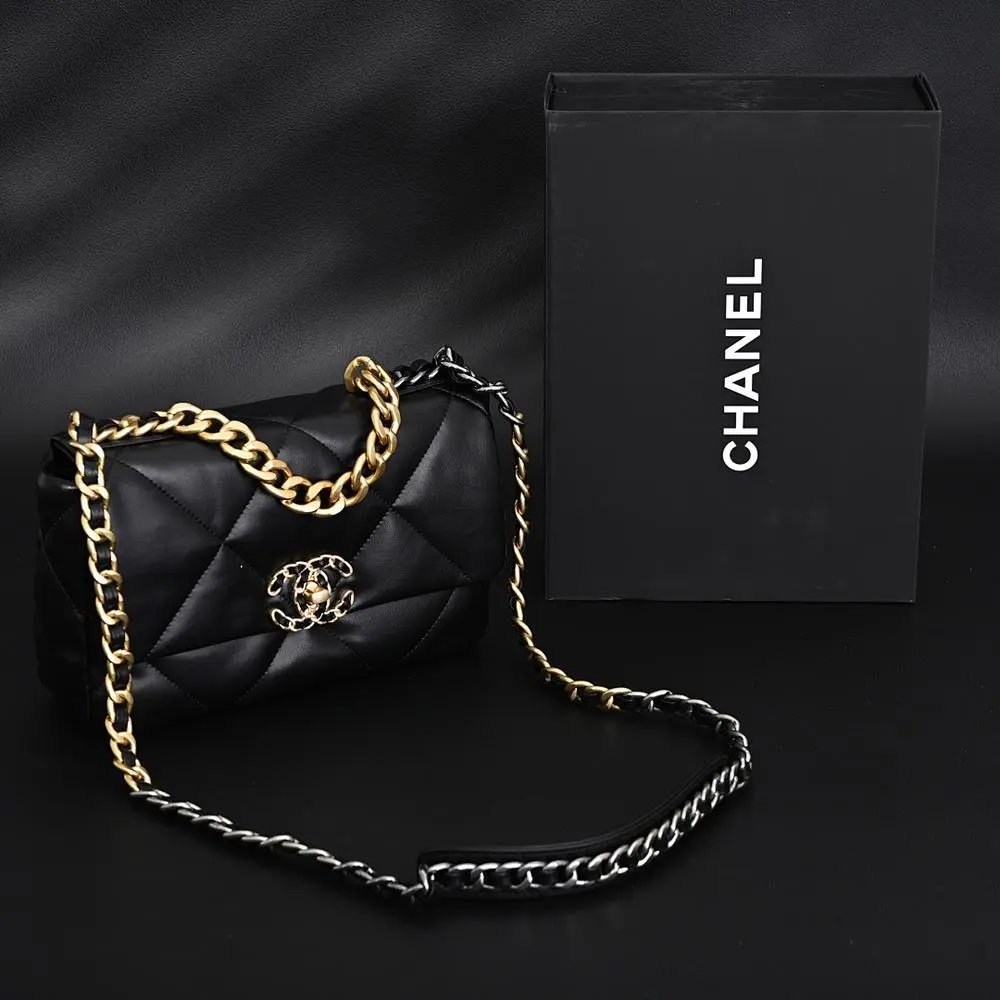 Chanel bag — W2CFinds curated find