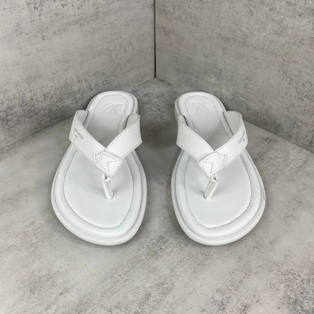 Louis Vuitton Slippers — W2CFinds curated find