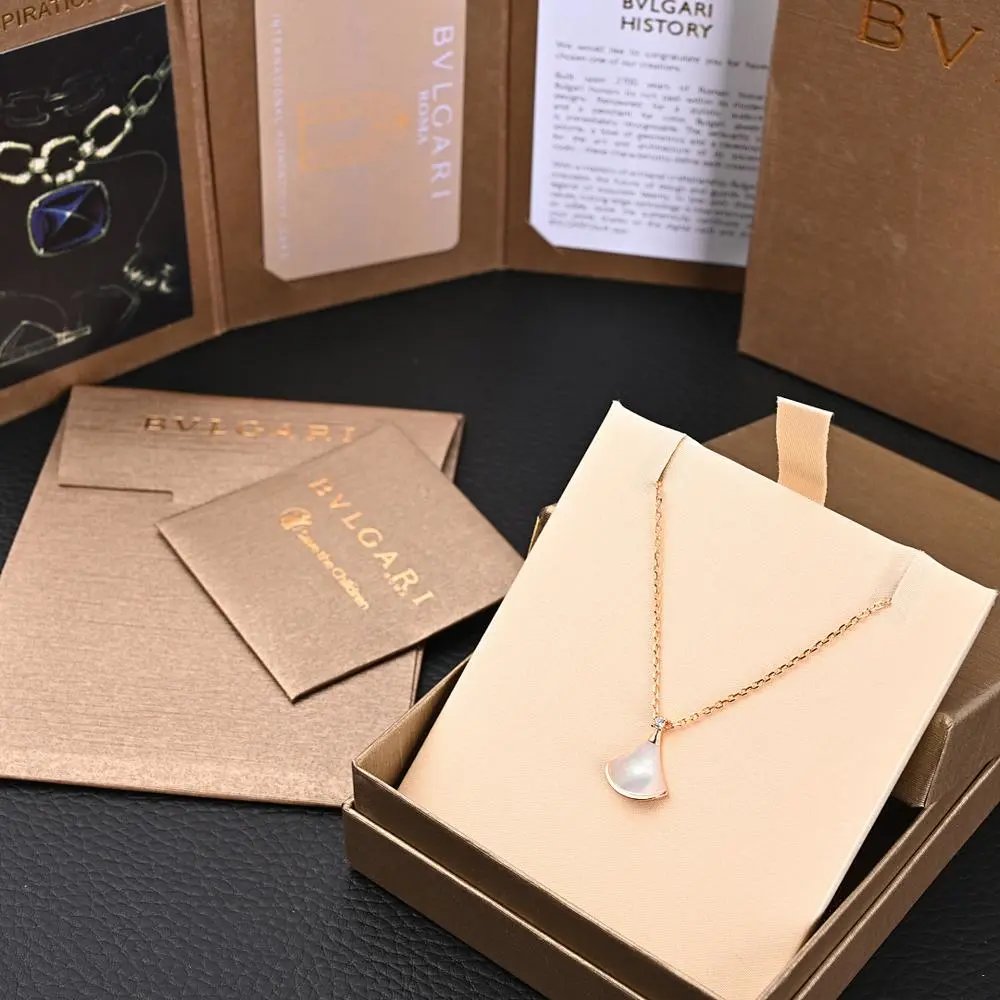 Bulgari Necklace — W2CFinds curated find