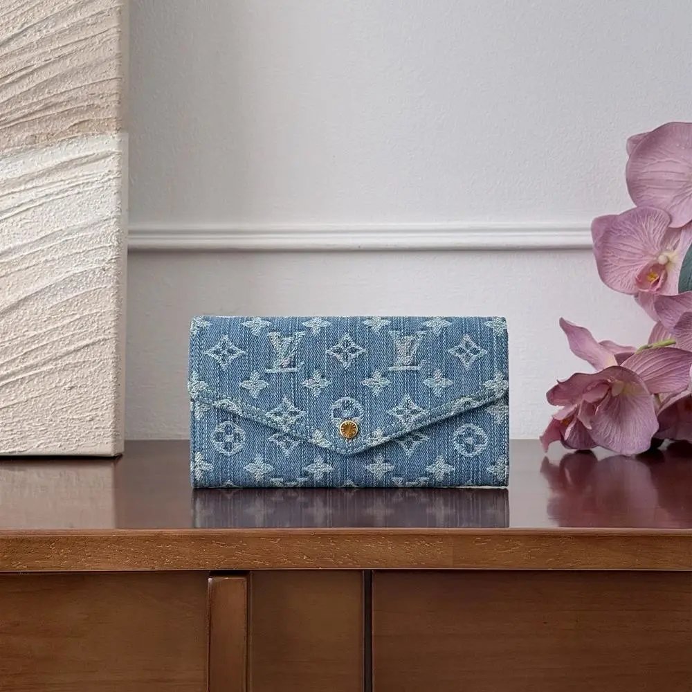 Louis Vuitton Bag — W2CFinds curated find