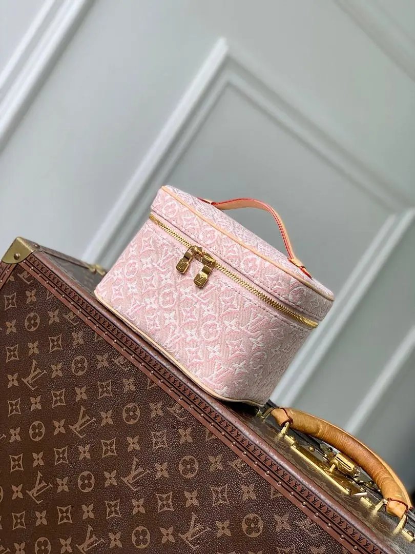 Louis Vuitton bag
