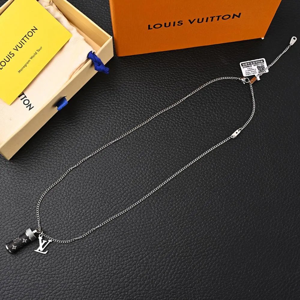 Louis vuitton necklace — W2CFinds curated find