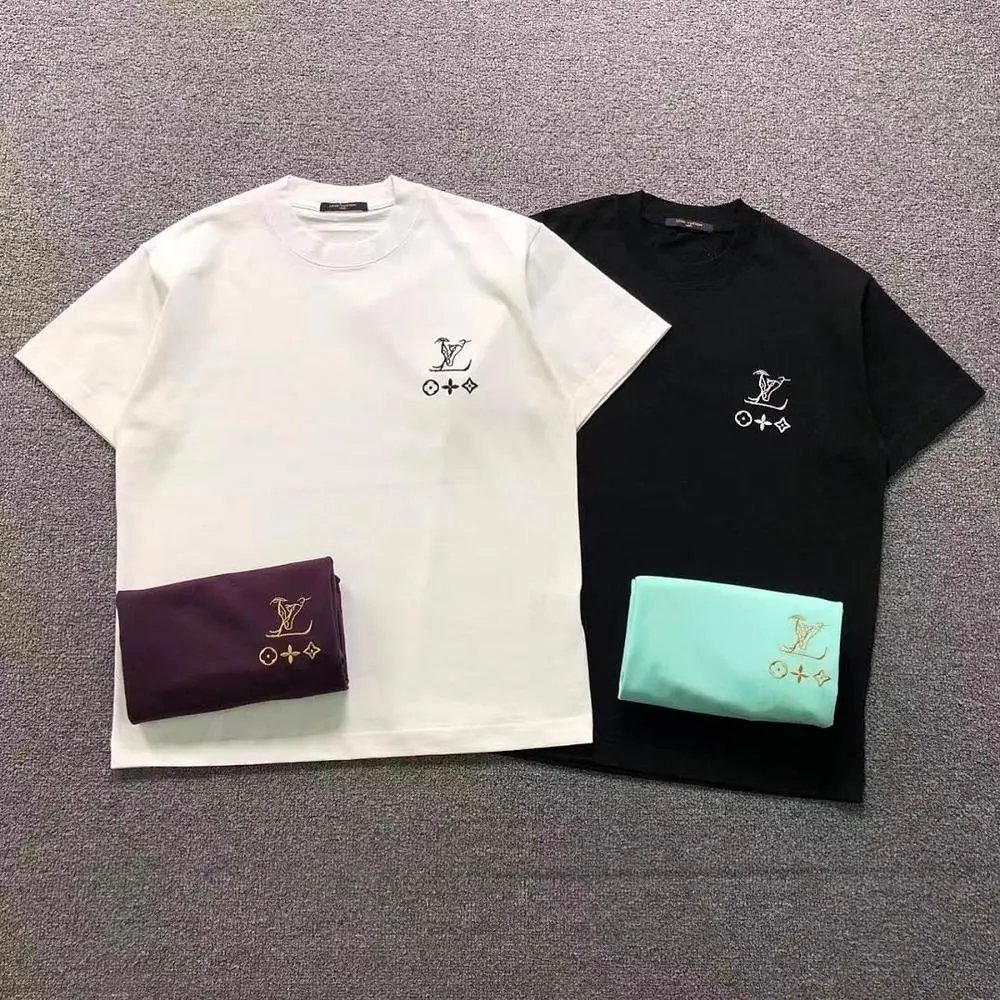 Louis Vuitton Tee — W2CFinds curated find