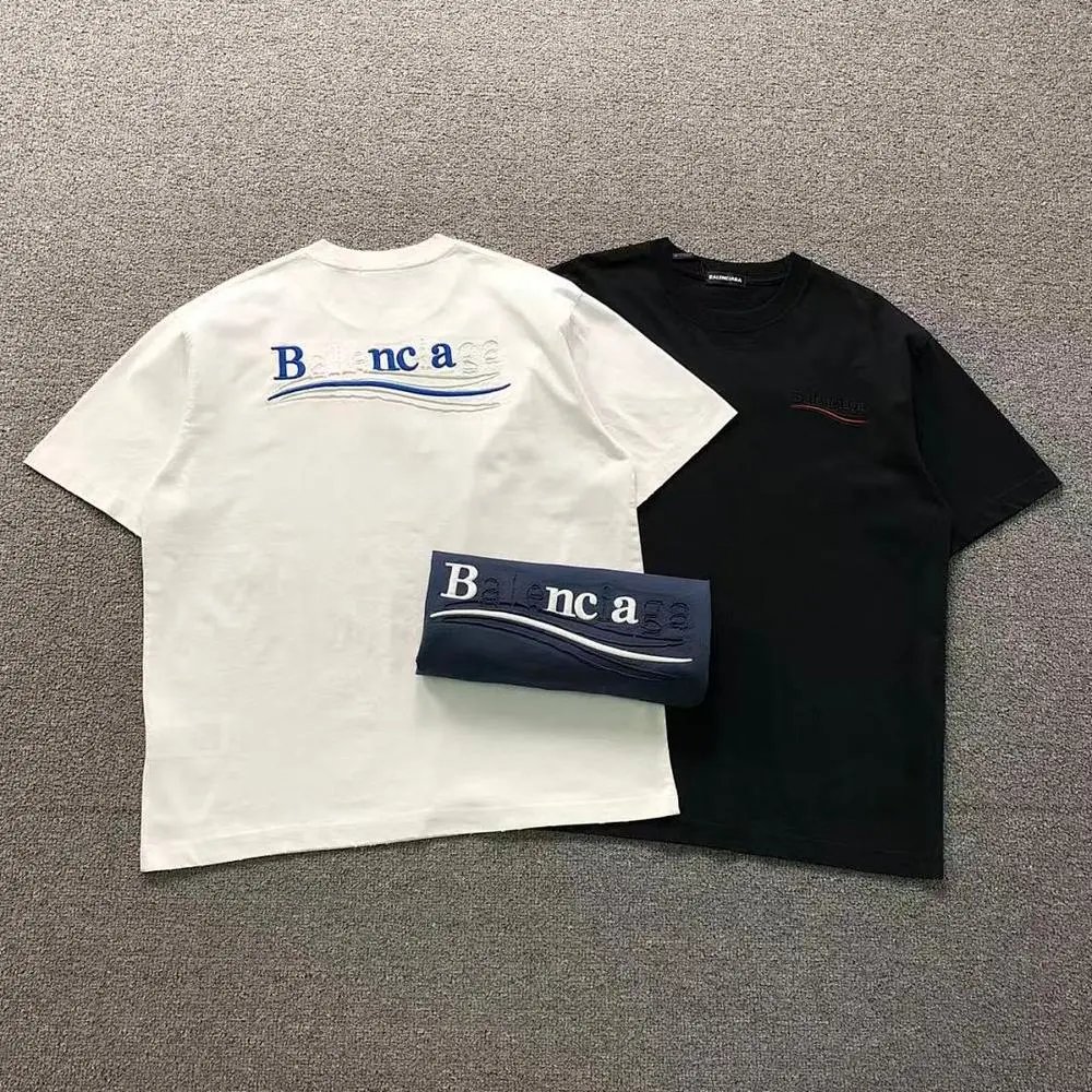 Balenciaga  tee — W2CFinds curated find