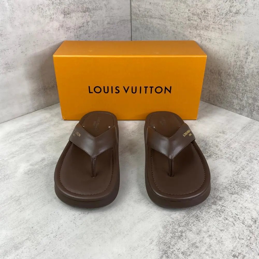Louis Vuitton Slippers