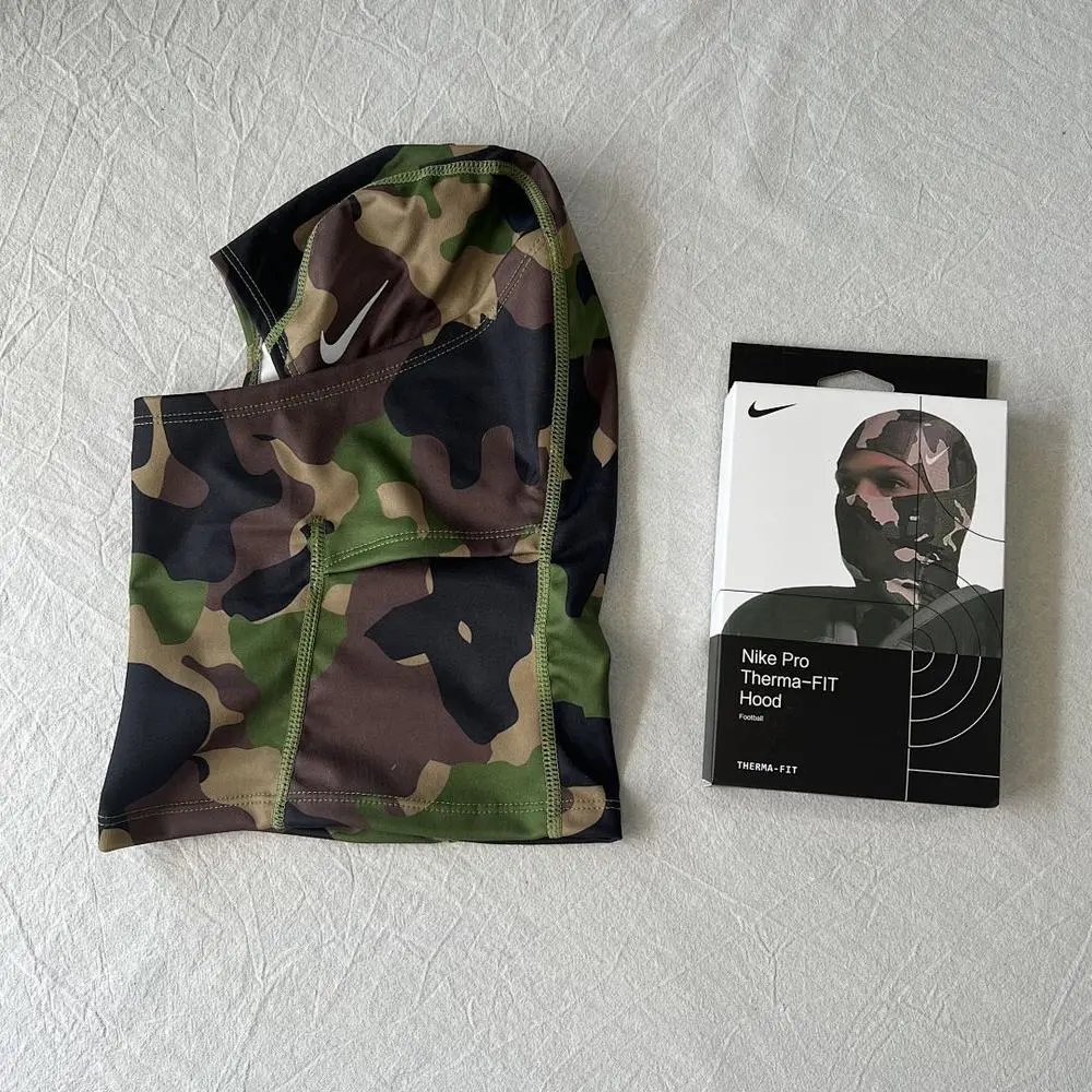 Nike face mask