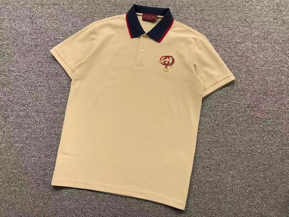 Gucci T-Shirts Short-Sleeve Polo Shirt with Contrast Collar and Embroidered Chest Emblem image 4