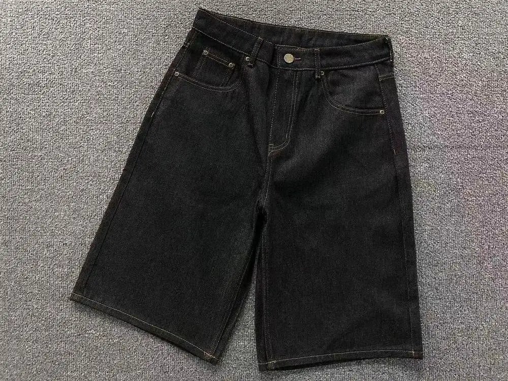 Derschutze Shorts — W2CFinds curated find