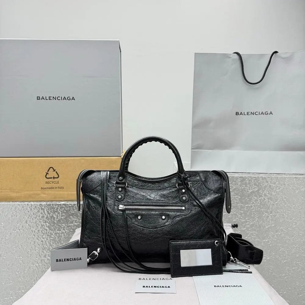 Balenciaga Bag — W2CFinds curated find