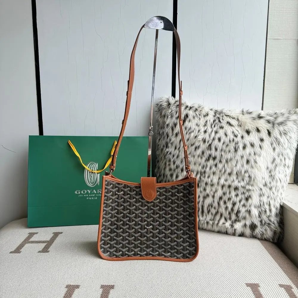 Goyard Bag — W2CFinds curated find