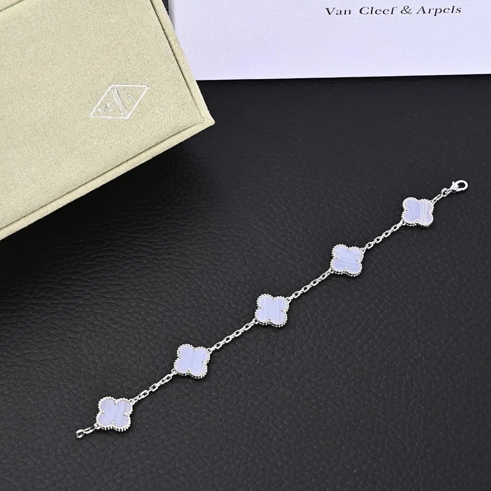 Van Cleef Arpels Bracelet — W2CFinds curated find