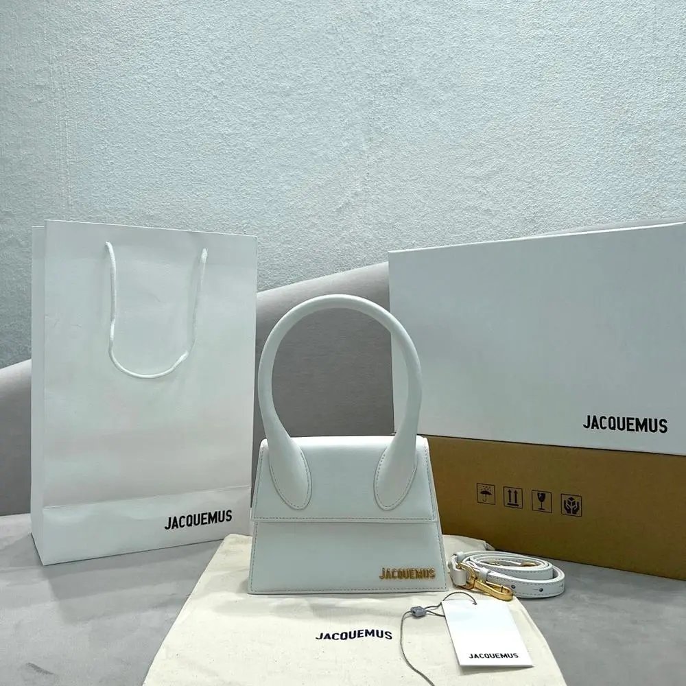 Jacquemus bag — W2CFinds curated find