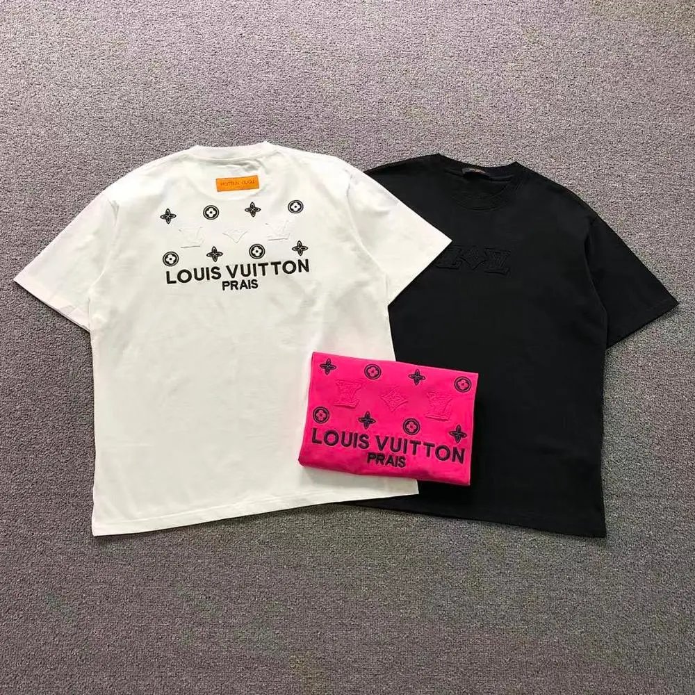 Louis Vuitton Tee — W2CFinds curated find