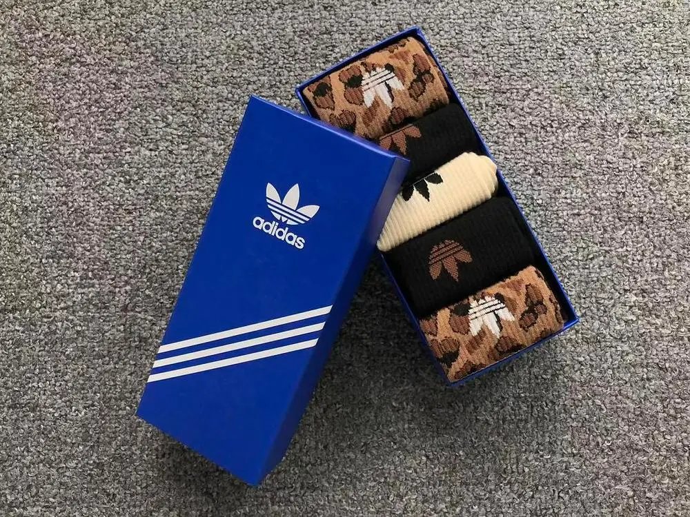 Adidas Socks Trefoil crew with leopard-print striped cuffs image 8