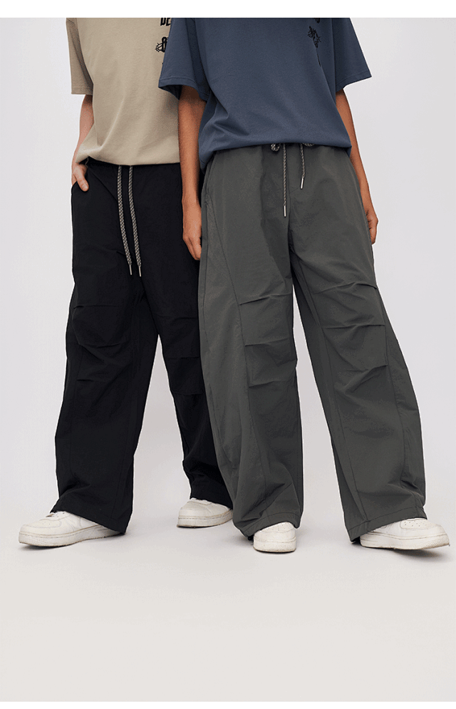 Pleated Straight Pants: seller detail photo 8