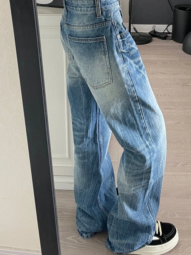 Lightning Wash Wide Leg Jeans: seller detail photo 10