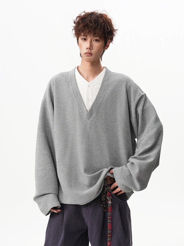 Layered V Neck Sweatshirt: seller detail photo 11