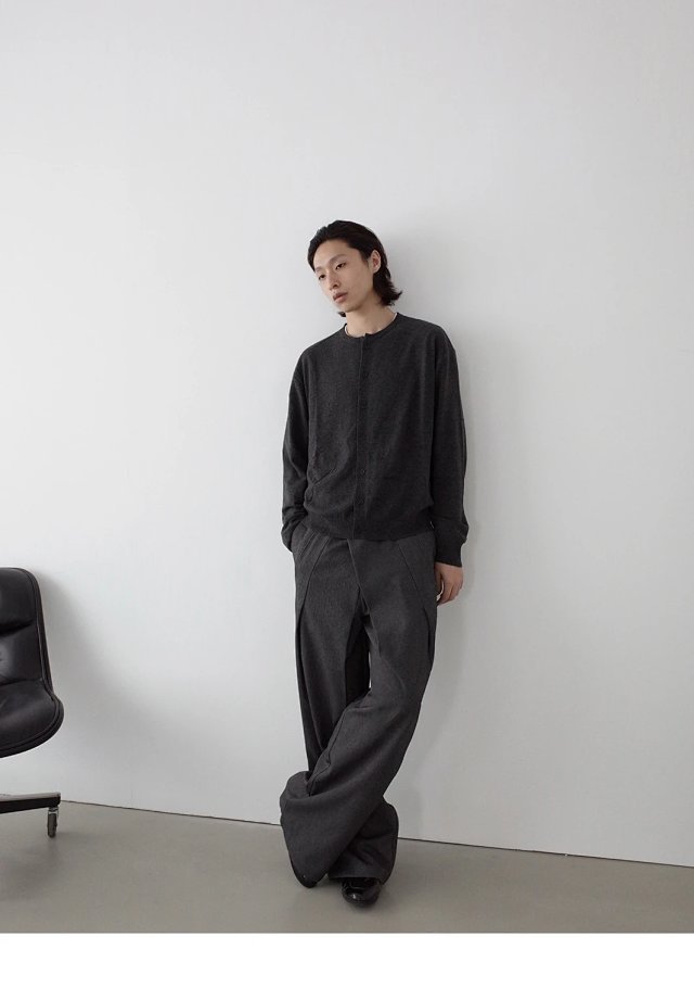 Pleated Wide Leg Trousers: seller detail photo 9