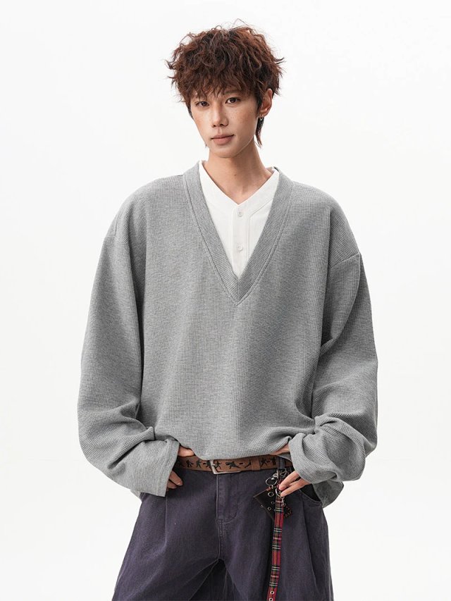 Layered V Neck Sweatshirt: seller detail photo 14