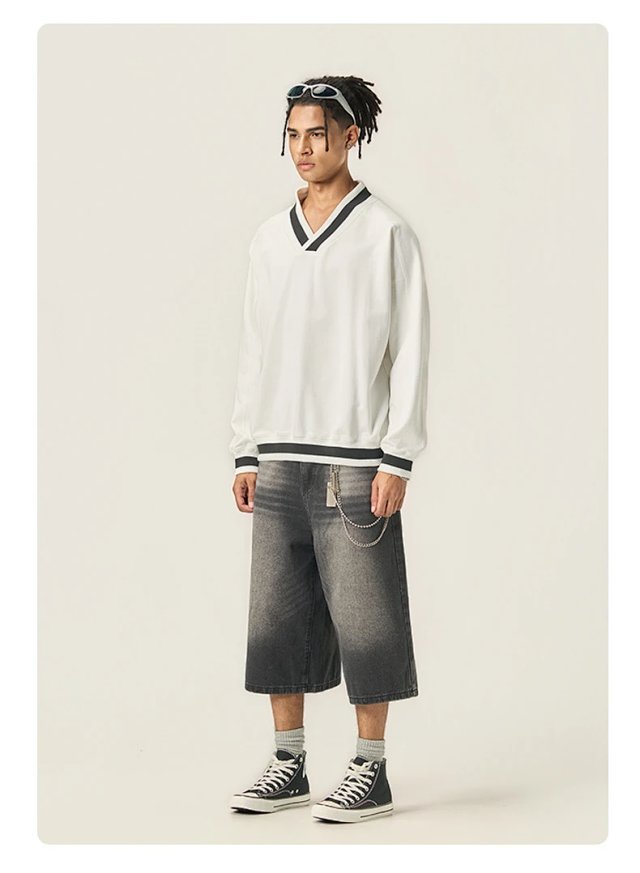 380G Boxy V Neck Sweatshirt: seller detail photo 13
