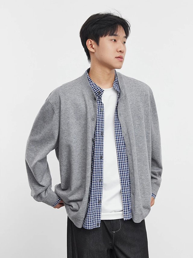 Layered Plaid Cardigan: seller detail photo 5