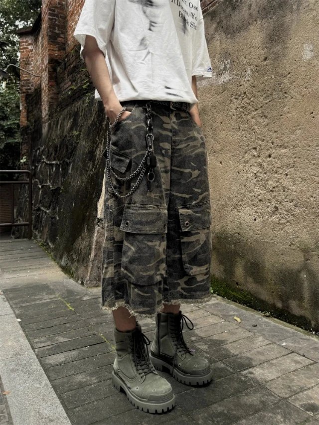 Camo Cargo Denim Shorts: seller detail photo 5