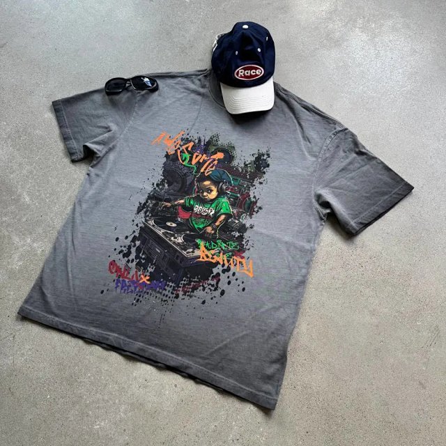 Washed Cartoon Graphic Tee: seller detail photo 2