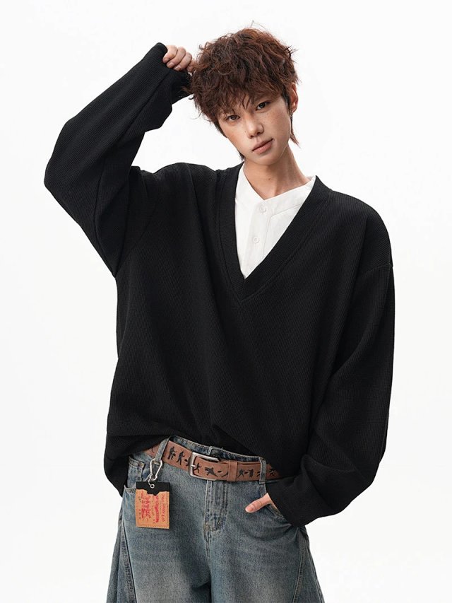 Layered V Neck Sweatshirt: seller detail photo 7