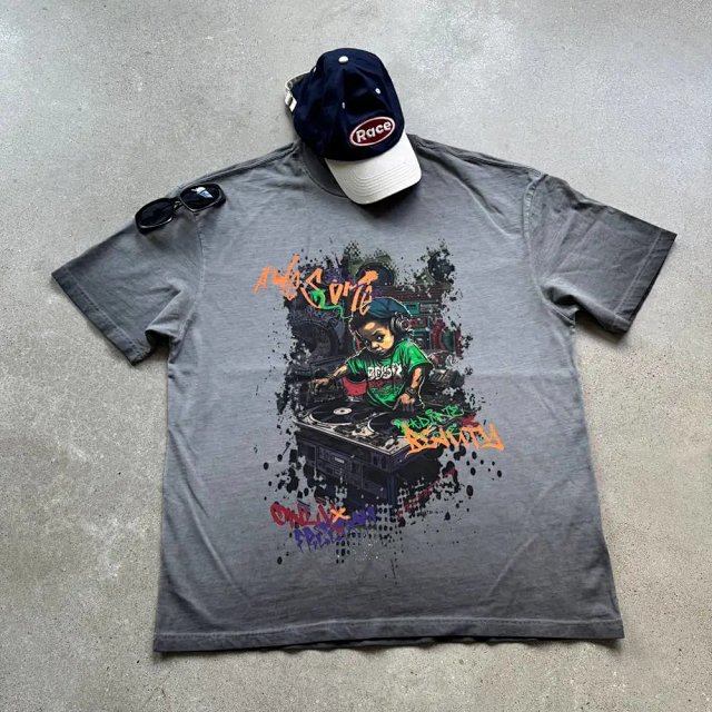 Washed Cartoon Graphic Tee: seller detail photo 6
