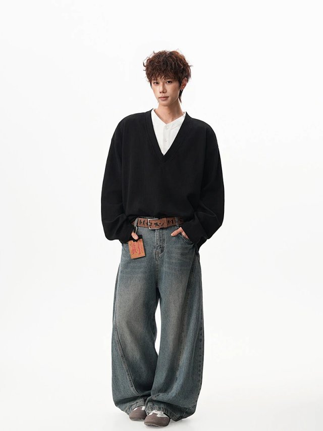 Layered V Neck Sweatshirt: seller detail photo 2